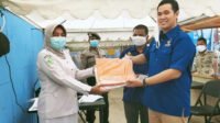 Yusran Lalogau Serahkan Bantuan APD ke Posko Covid-19 di Perbatasan Maros-Pangkep-Barru