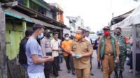 Bawa Bantuan ke Lokasi Kebakaran di Kerung-Kerung, Wagub Sulsel Bagi-bagi Masker