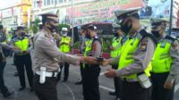 Dukung Gerakan Sejuta Masker, Kasat Lantas Polres Gowa Berbagi Masker Kepada Personilnya