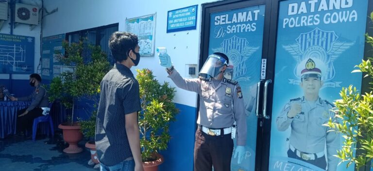 Pemohon SIM di Kabupaten Gowa Wajib Mematuhi Protokol Kesehatan 3 WhatsApp Image 2020 07 15 at 00.47.48