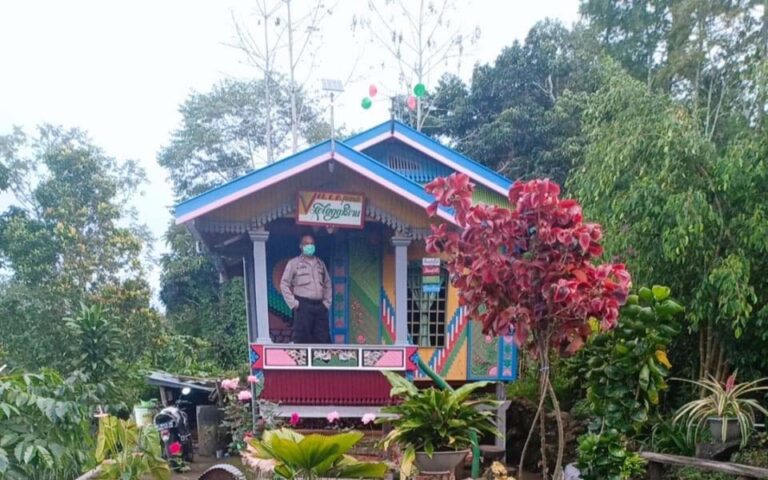 Dukung Lomba Foto Jajaran Polres Gowa, Polsek Tompobulu Siapkan Spot foto 5 WhatsApp Image 2020 07 24 at 01.38.37
