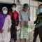 Hidup di Rumah Tak Layak Huni Kakek Viral Kenakan Seragam SMA saat Lebaran Senang Dapat Bantuan Wagub 2