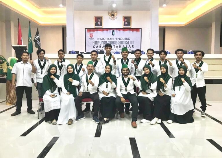 Pelantikan HMI Takalar, Wakil Bupati Inginkan Sinergitas Mahasiswa sebagai Mitra Pemerintah 7 Pelantikan HMI Takalar, Wakil Bupati Inginkan Sinergitas Mahasiswa sebagai Mitra Pemerintah