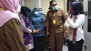 Puncak Peringatan HAN 2020 Tingkat Sulsel, Menteri PPPA Kunjungi Puskesmas Makkasau