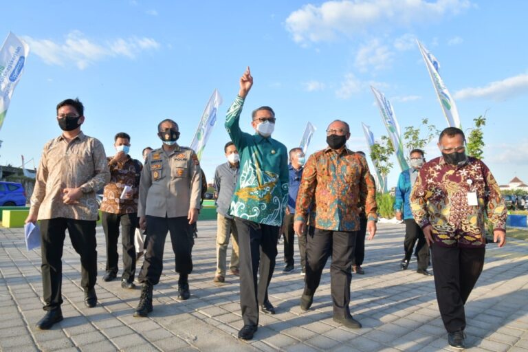 RTH Taman Emmy Saelan seluas 2,5 hektar Diresmikan Gubernur Sulsel 7 RTH Taman Emmy Saelan seluas 2,5 hektar Diresmikan Gubernur Sulsel