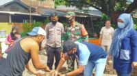 Ketua LPM Biring Romang Laksanakan Peletakan Batu Pertama Rehab Lapangan Simpatik