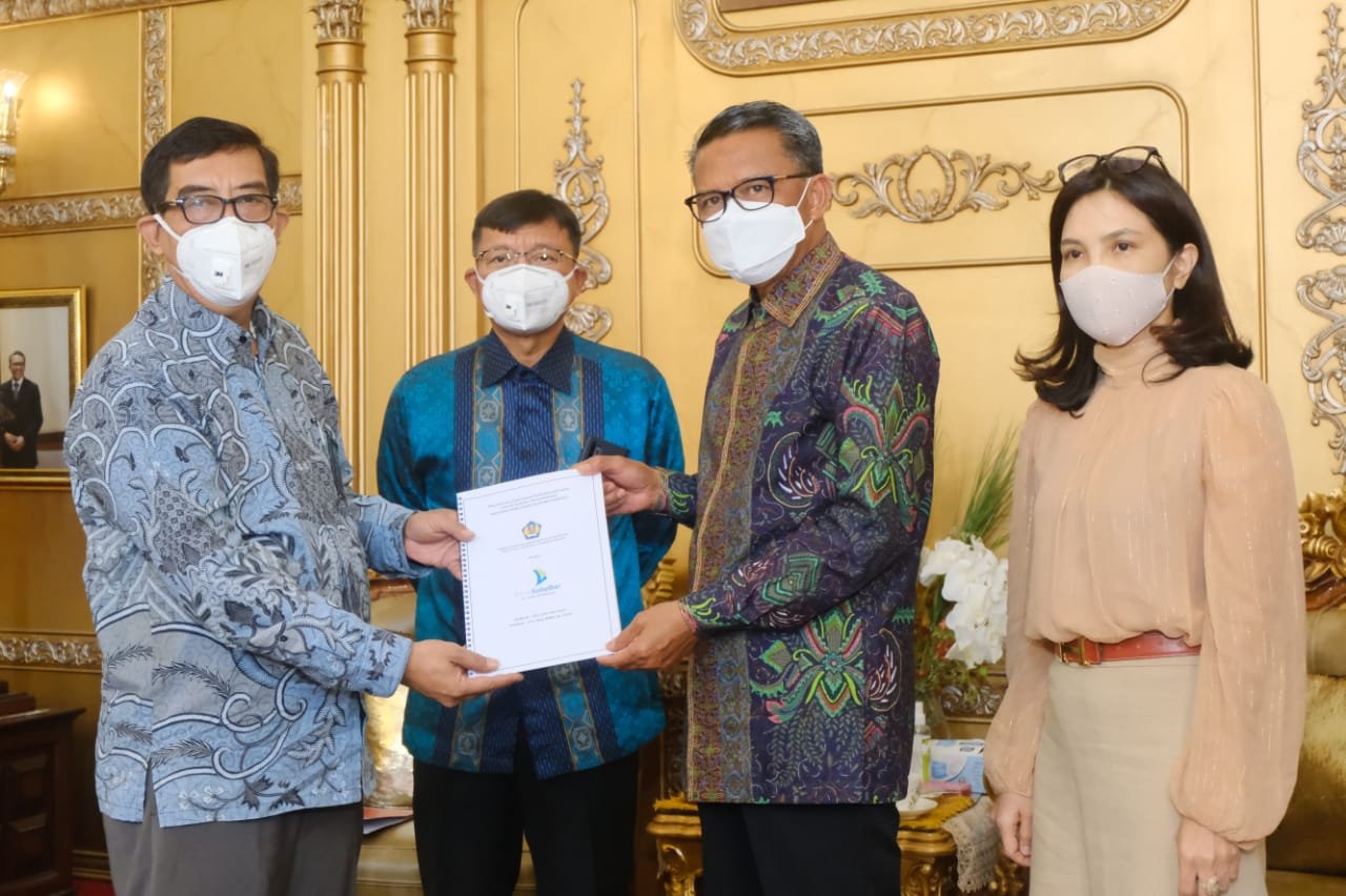 Gubernur Terima Dana PEN Rp1 Triliun untuk Pelaku Usaha di Sulsel