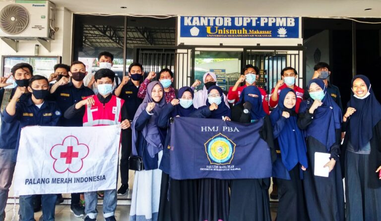 HMJ Pendidikan Bahasa Arab Unismuh Makassar Sukses Berbagi Cinta Melalui Donor Darah 3 HMJ Pendidikan Bahasa Arab Unismuh Makassar Sukses Berbagi Cinta Melalui Donor Darah