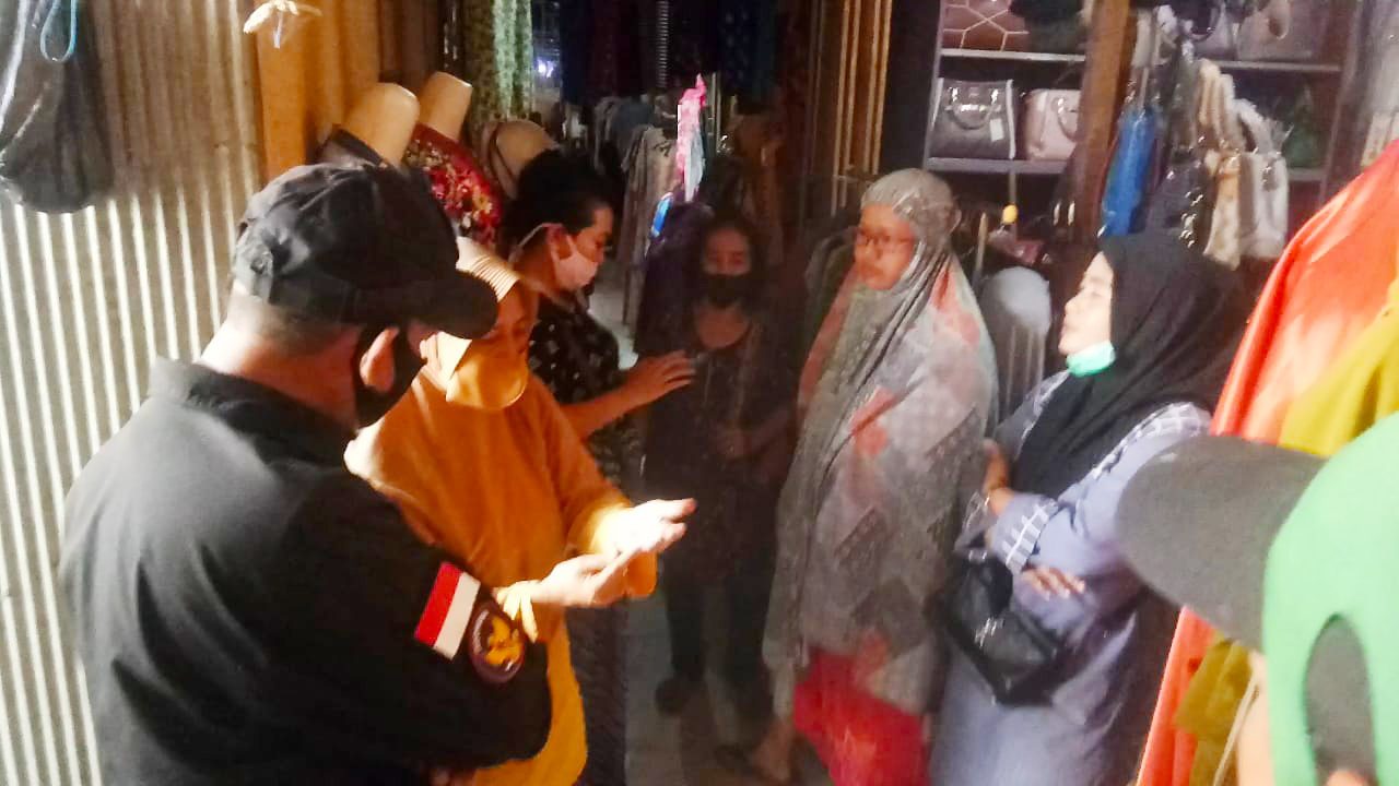 PD Pasar Makassar Bongkar Hamparan Kios di Pasar Cendrawasih