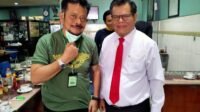 Dua Tokoh dan Sahabat, Rektor UNM dan SYL Ngopi Bareng