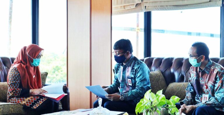 Unhas bersama OJK, Bahas Kerjasama Program Penelusuran Bakat