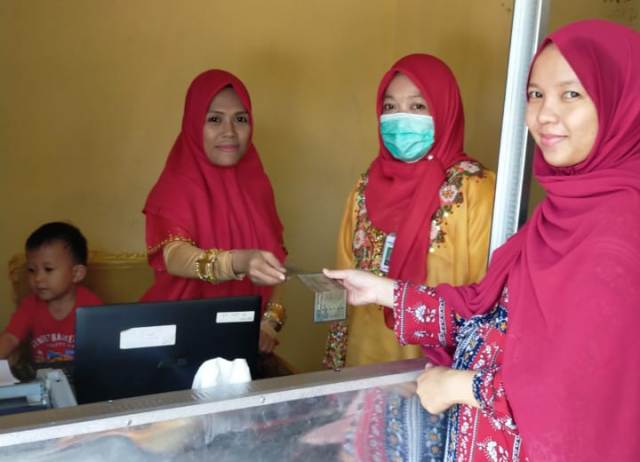 Kedai Samsat Bantimurung ada pengunjung