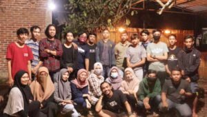 Kampoeng Komunikasi Vol.I Adakan Dialog Publik Bersama Pemuda Desa Paraikatte