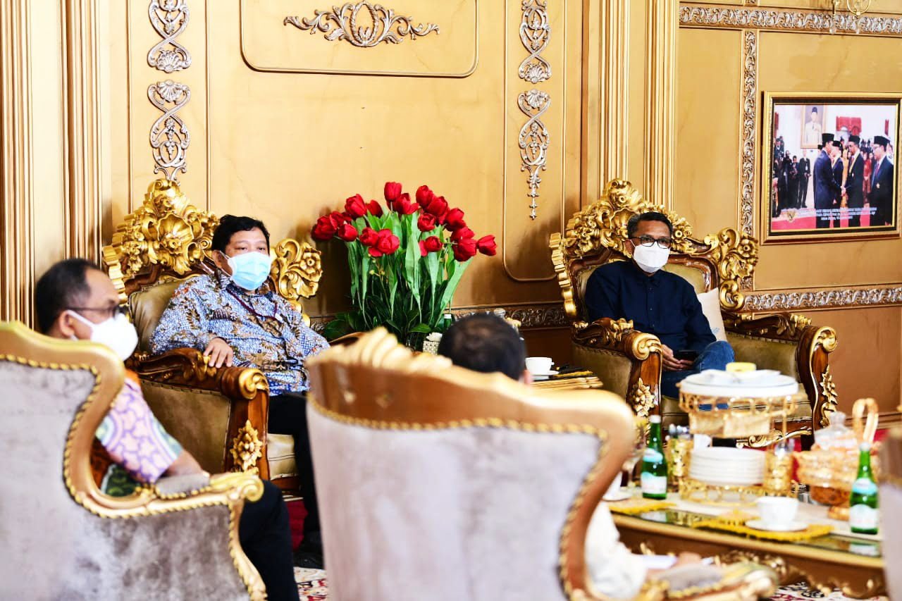 Gubernur Nurdin Pertemuan Konsolidasi Antisipasi Peningkatan Kasus Covid-19