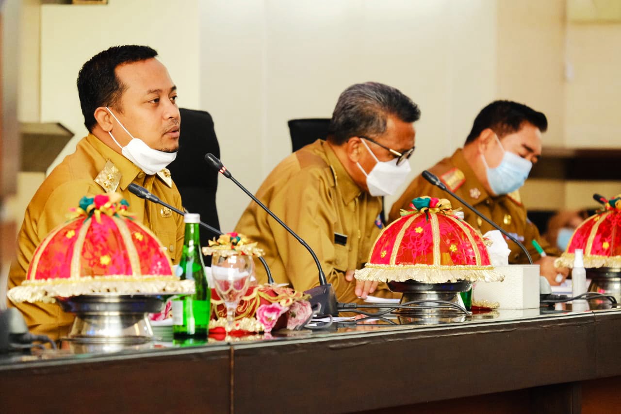 Kasus Covid Masih Tinggi, Gubernur: Tahun 2021 kita fokus urus pandemi virus corona