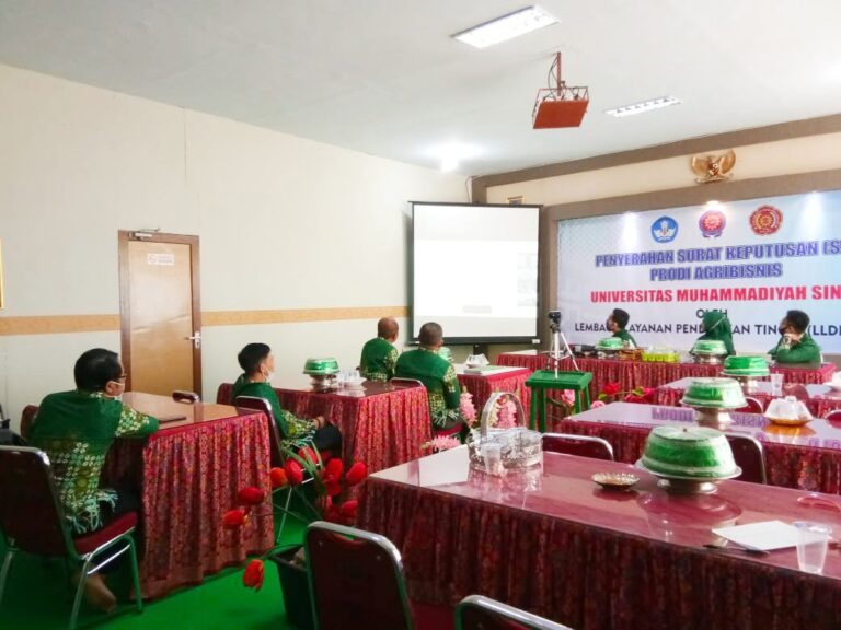 LLDIKTI IX Serahkan SK Prodi Baru Agribisnis Unismuh Sinjai 8 LLDIKTI IX Serahkan SK Prodi Baru Agribisnis Unismuh Sinjai