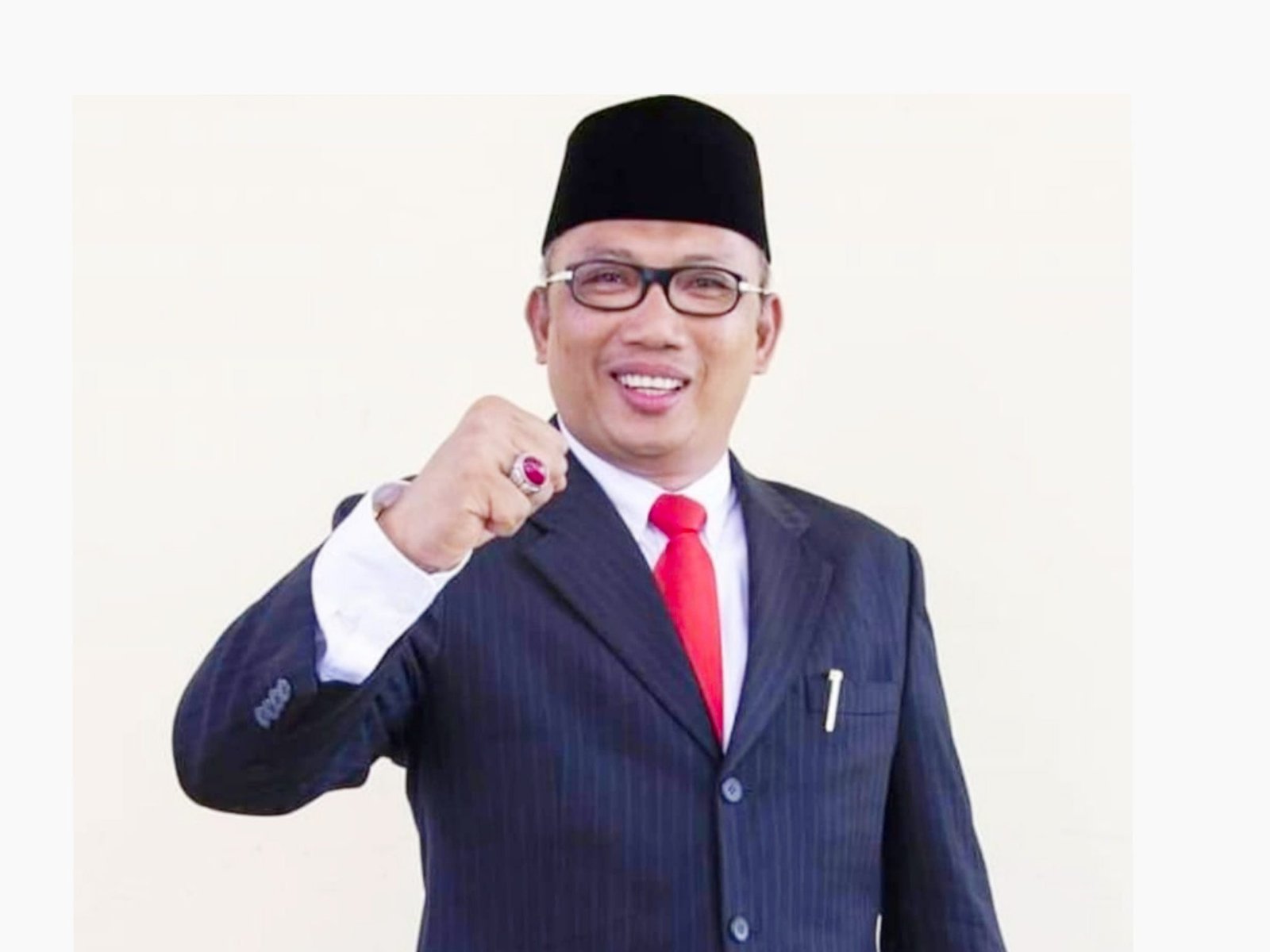 Kepala Dinas Pemberdayaan Masyarakat Desa (PMD) Provinsi Sulsel Ashari Fakhsirie Radjamilo