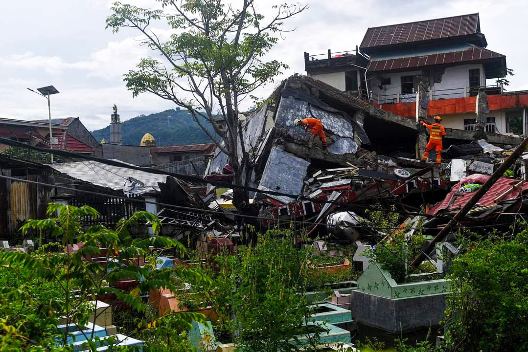 Pekan ke-2 di Tahun Baru, Indonesia Dilanda Beragam Bencana 4 Gempa Sulbar