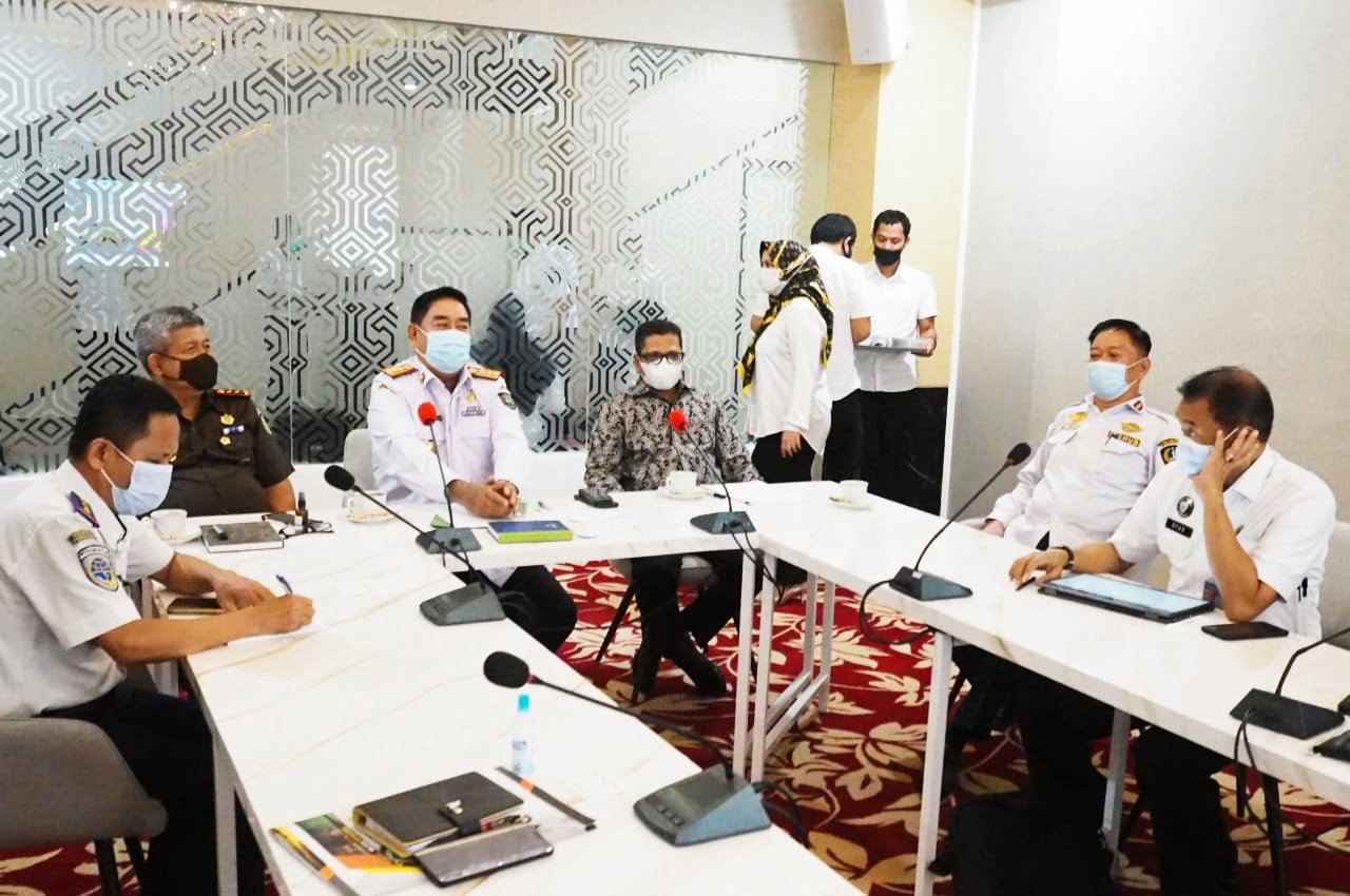 Pimpin Rapat Pembangunan KA, Sekprov: Percepatan Penyelesaian Terus Dilakukan