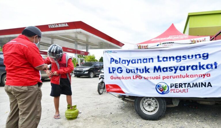 Jamin Ketersediaan LPG di Daerah Terdampak Gempa Sulbar, Pertamina Lakukan Operasi Pasar di 11 Titik 5 Jamin Ketersediaan LPG di Daerah Terdampak Gempa Sulbar, Pertamina Lakukan Operasi Pasar di 11 Titik