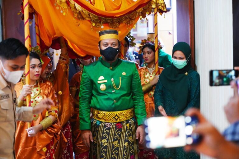Wagub Sulsel Komitmen Membangun Luwu Raya 4 Wagub Sulsel Komitmen Membangun Luwu Raya