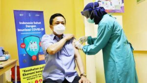Tepis Kabar Negatif, Rudy Ikut Vaksin Covid Kedua