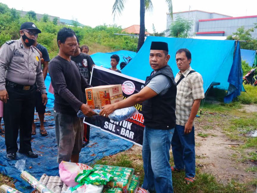 LIPAN Serahkan Bantuan untuk Penyintas Gempa Sulbar