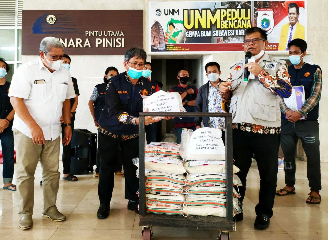 Kirim Tim Trauma Healing, Rektor UNM Harap Bisa Buka Bilik Asmara di Pengungsian