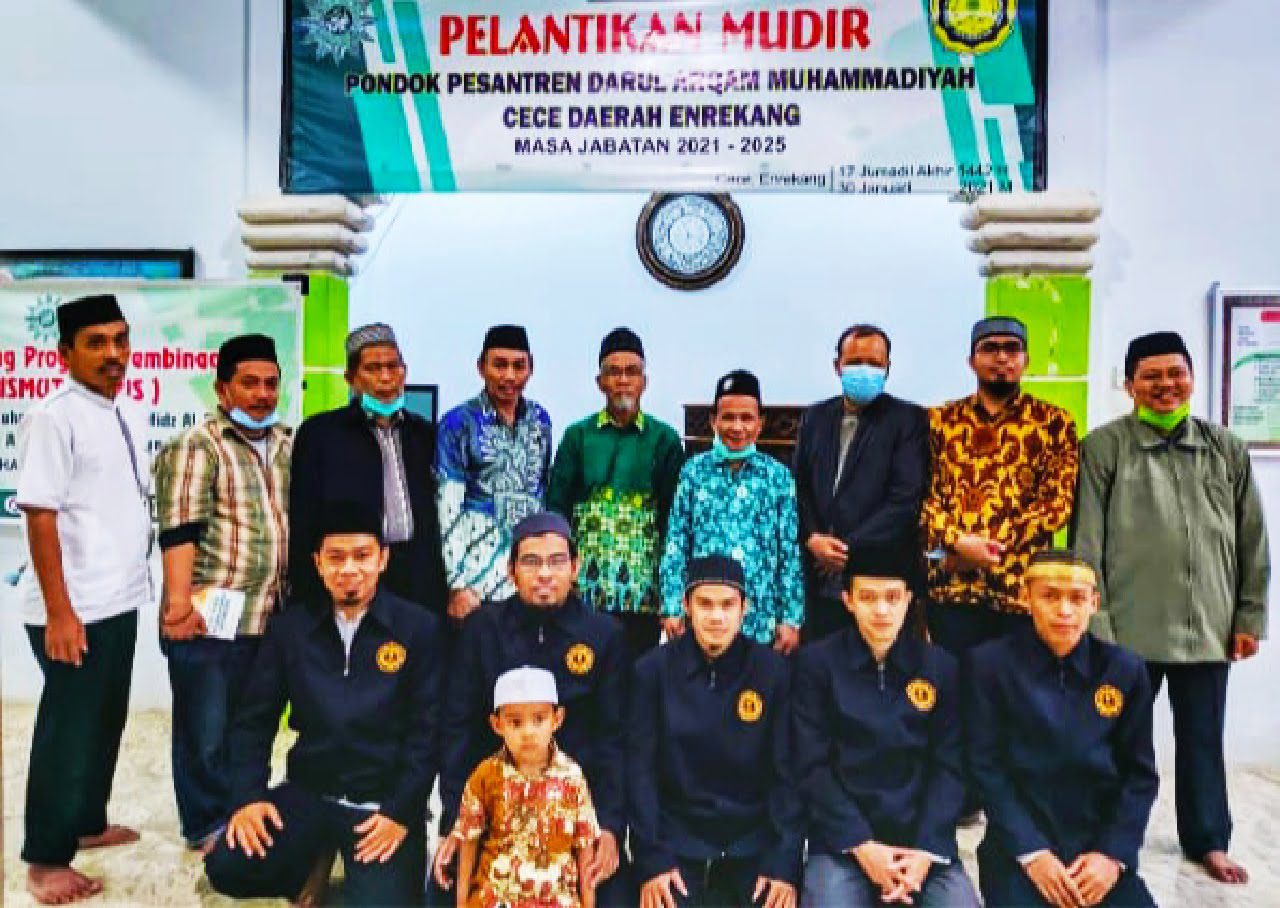 LP2M Sulsel Lantik Direktur Pesantren Darul Arqam Muhammadiyah Cece Enrekang