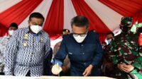 Gubernur NA Bersama Kadis DPK Sulsel Hadiri Peletakan Batu Pertama Pembangunan Perpustakaan di Bone
