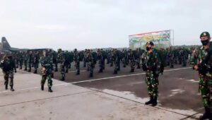 450 Prajurit Yonif Para Raider 501/BY Berangkat Menuju Papua