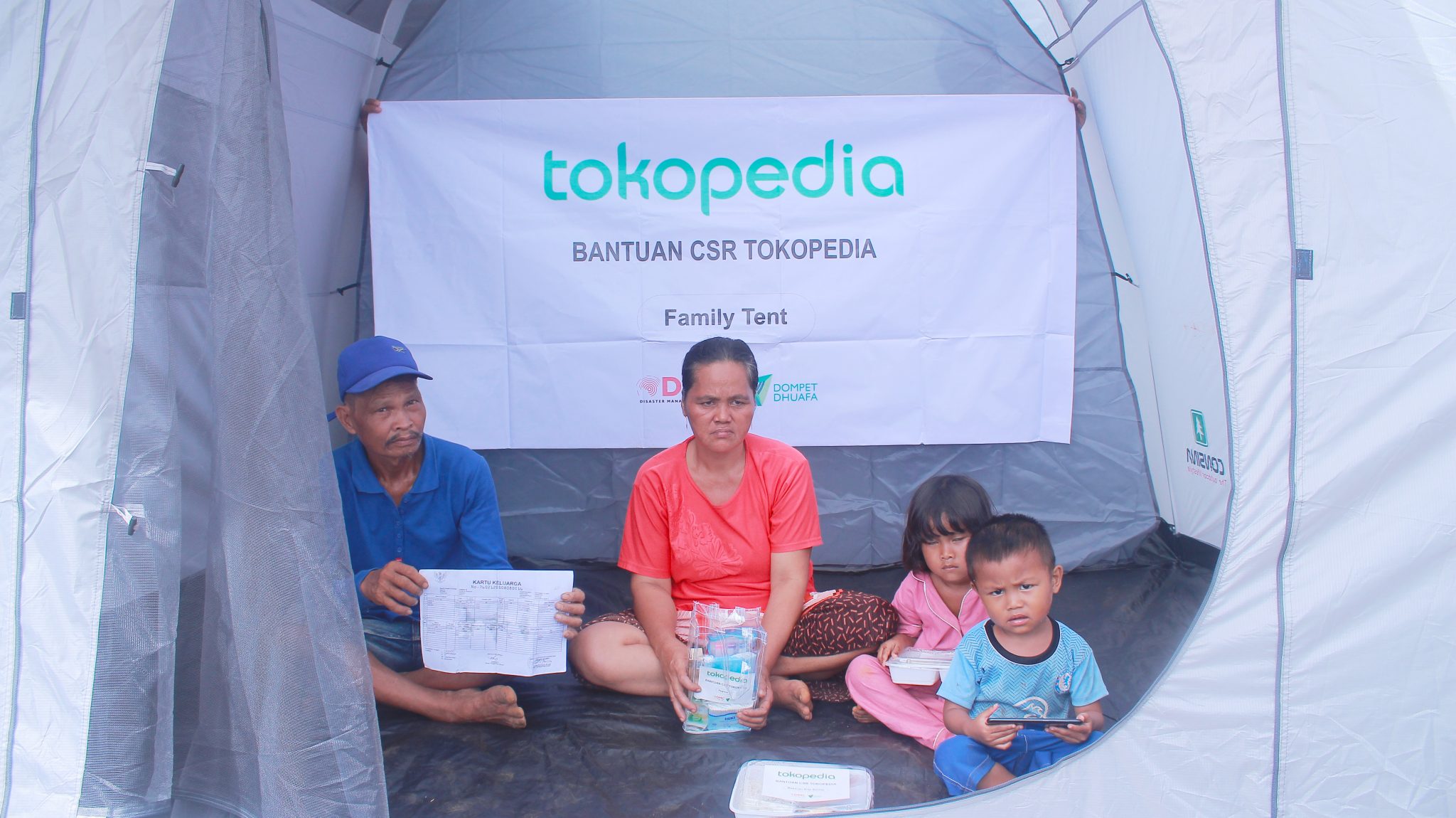 Dompet Dhuafa & Tokopedia Salurkan Bantuan Logistik untuk Korban Gempa Sulbar 2 Dompet Dhuafa-Tokopedia Salurkan Bantuan Logistik untuk Korban Gempa Sulbar