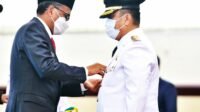 Dilantik Gubernur Sulsel, Irwan Bachri Resmi menjadi Bupati Lutim
