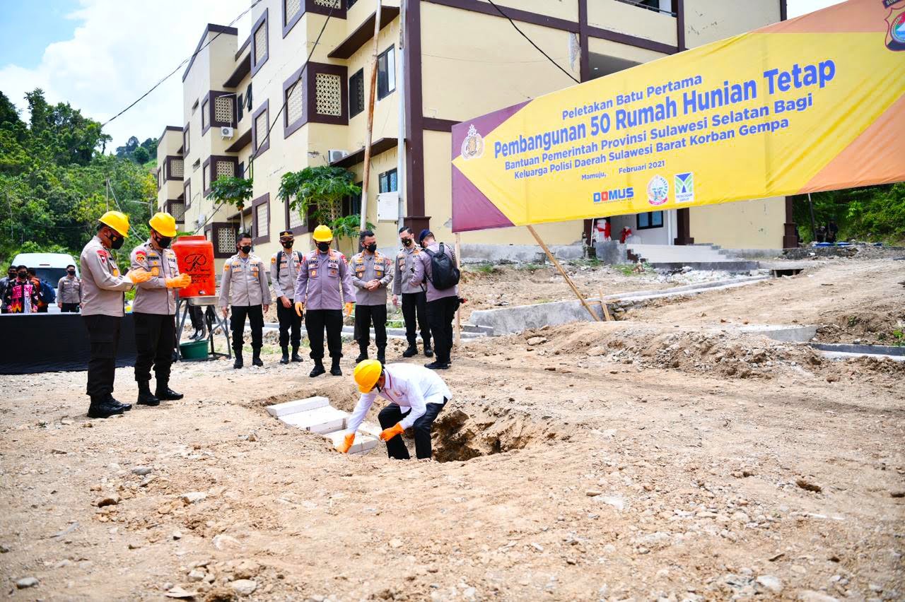 Pemprov Sulsel Berikan 100 unit Huntap