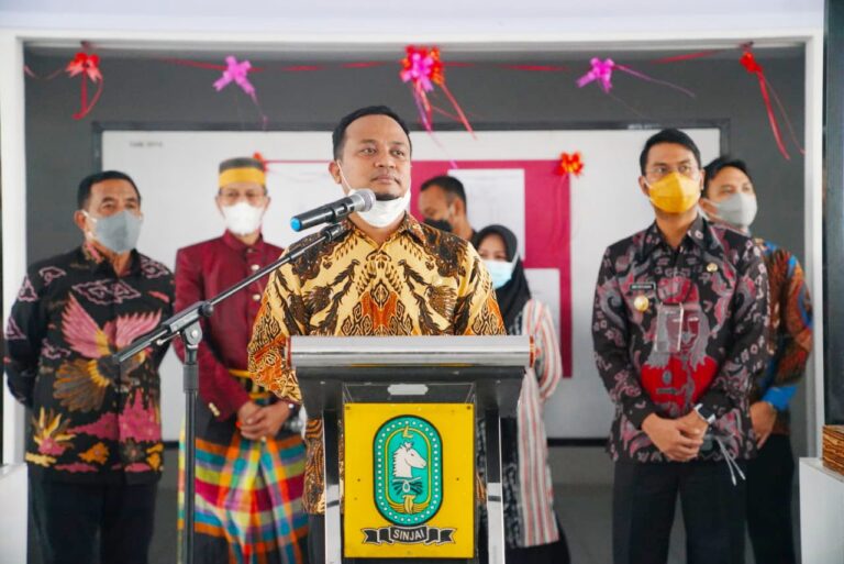 Resmikan Pasar Rakyat Sentral Sinjai, Wagub: Inilah Sinergitas