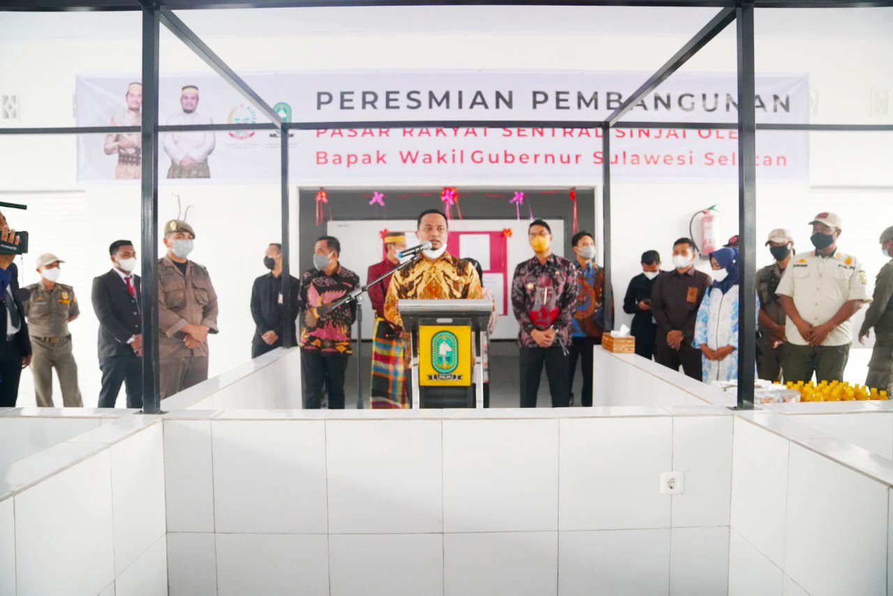 Resmikan Pasar Rakyat Sentral Sinjai, Wagub: Inilah Sinergitas