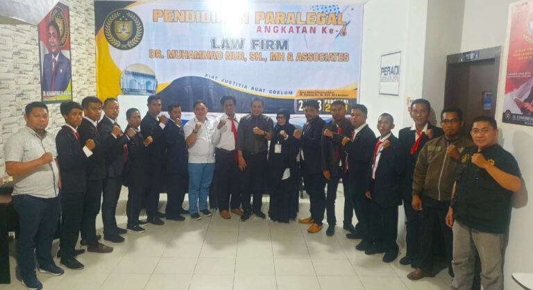 Puluhan Warga dari 5 Kabupaten di Sulsel Ikut Pendidikan Paralegal BAIN HAM RI 7 Puluhan Warga dari 5 Kabupaten di Sulsel Ikut Pendidikan Paralegal BAIN HAM RI