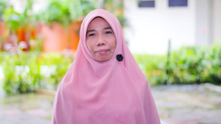 Pesma KH Djamaluddin Amien Unismuh Makassar Ikhtiar Mencetak Kader Ulama 2 Kepala Pengelola Pesma KH. Djamaluddin Amien, Sitti Chaerani Djaya, S.Sos, MPd