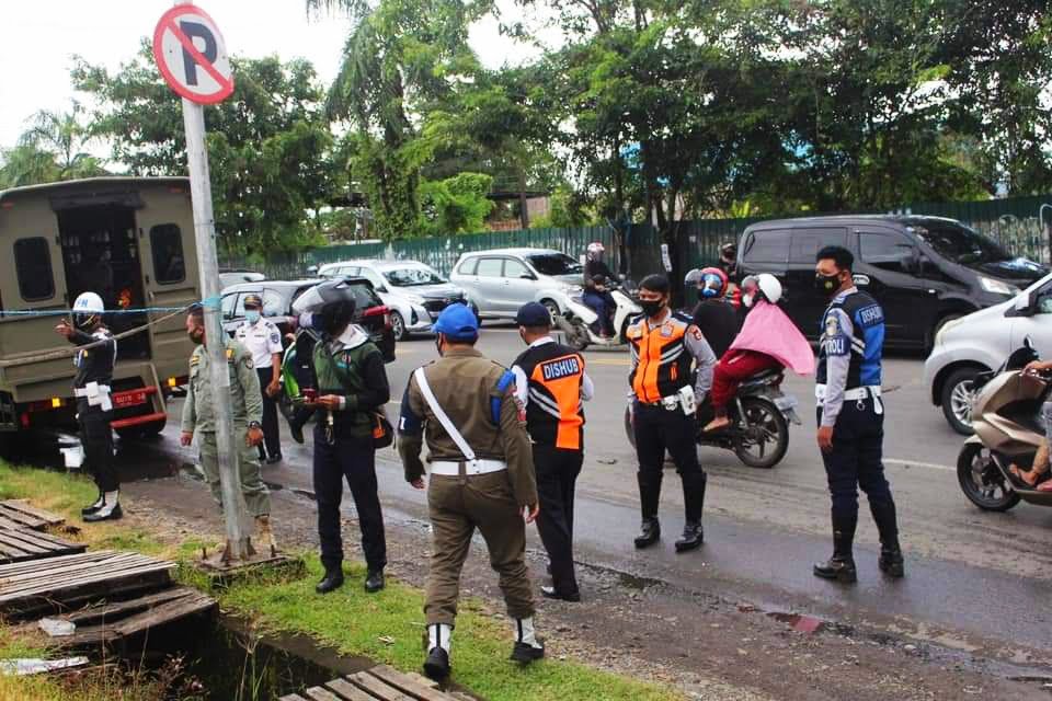 Dishub Sulsel bersama Tim Gabungan Amankan 14 orang "Pak Ogah"