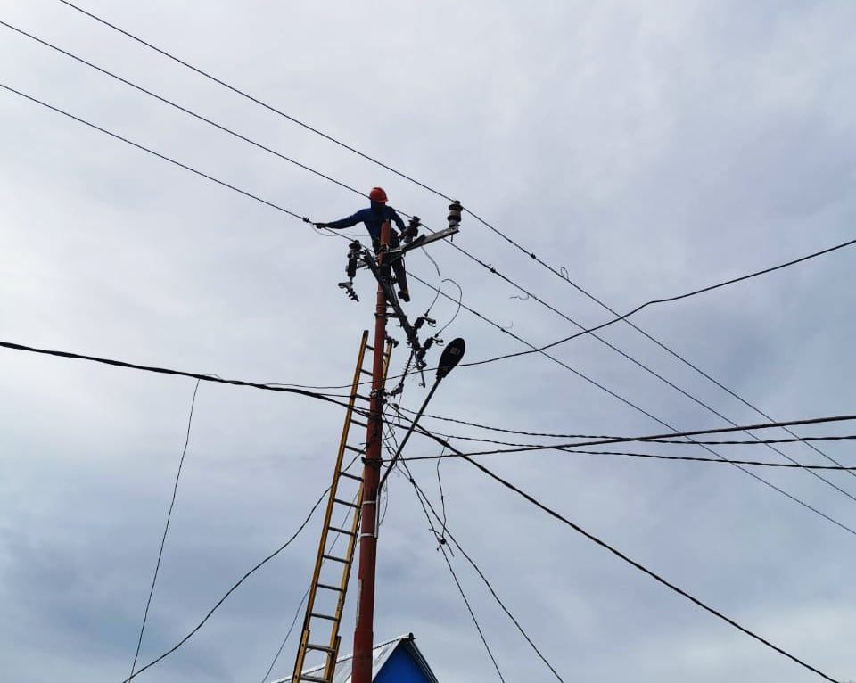 PLN Telah Pulihkan seluruh Gardu Listrik yang Padam Akibat Banjir Jeneponto