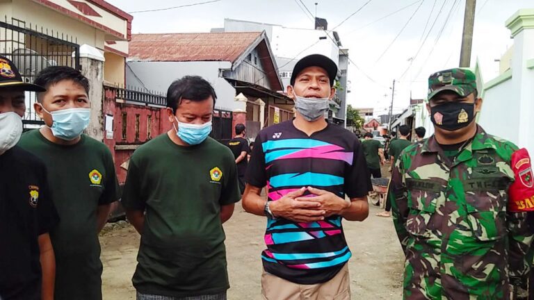 Dihadiri Lurah Tamamaung, Warga LDII & Senkom Panakkukang Gelar Bakti Sosial 5 Dihadiri Lurah Tamamaung, Warga LDII dan Senkom Panakkukang Gelar Bakti Sosial