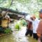 Dapur Umum Telat, Danny Pomanto Traktir Pengungsi Banjir