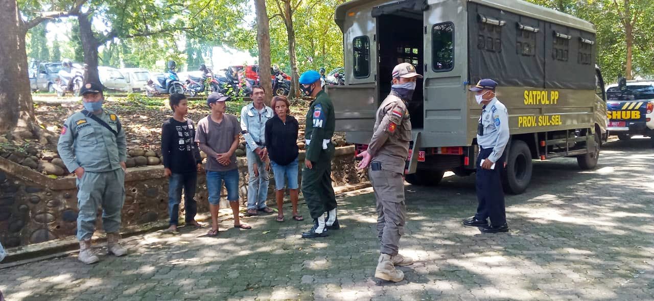 Amankan 9 orang "Pak Ogah", Dishub Sulsel Imbau Pengendara Tidak Memberi Uang