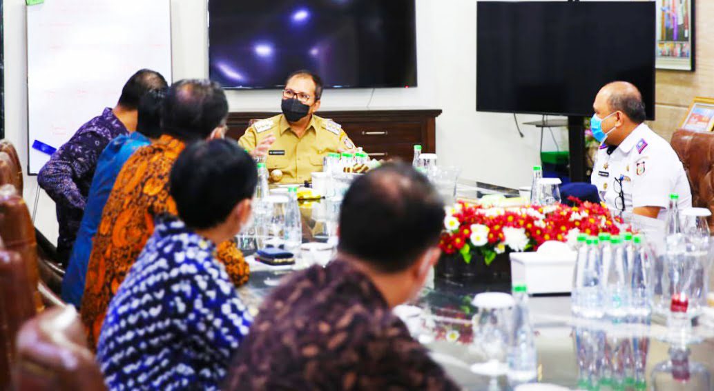 Silaturahmi Wali Kota Makassar-Garuda Indonesia Air Lines Bahas Festival Vaksinasi Makassar 2 Silaturahmi Wali Kota Makassar-Garuda Indonesia Air Lines Bahas Festival Vaksinasi Makassar