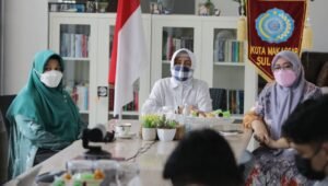 Ketua PKK Sulsel dan Pemkot Makassar Ikuti Webinar Kajian Islam