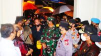Tinjau TKP Bom Gereja Katedral, Kapolri Minta Warga Tenang & Serahkan Urusan Terorisme pada Kepolisian