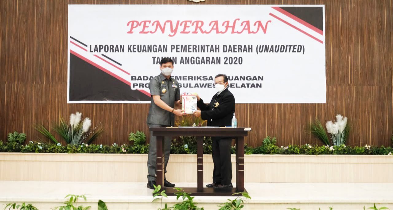 Bupati Gowa Serahkan LKPD Tahun Anggaran 2020 ke BPK RI Sulsel