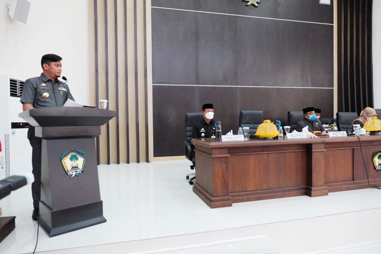 Pertumbuhan Ekonomi Kab. Gowa Positif Ditengah Pandemi Covid-19 2 Bupati Adnan Sampaikan LKPD ke Dewan