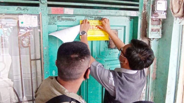 PD Pasar Makassar, Segel 16 petak Kios di Pasar Kalimbu