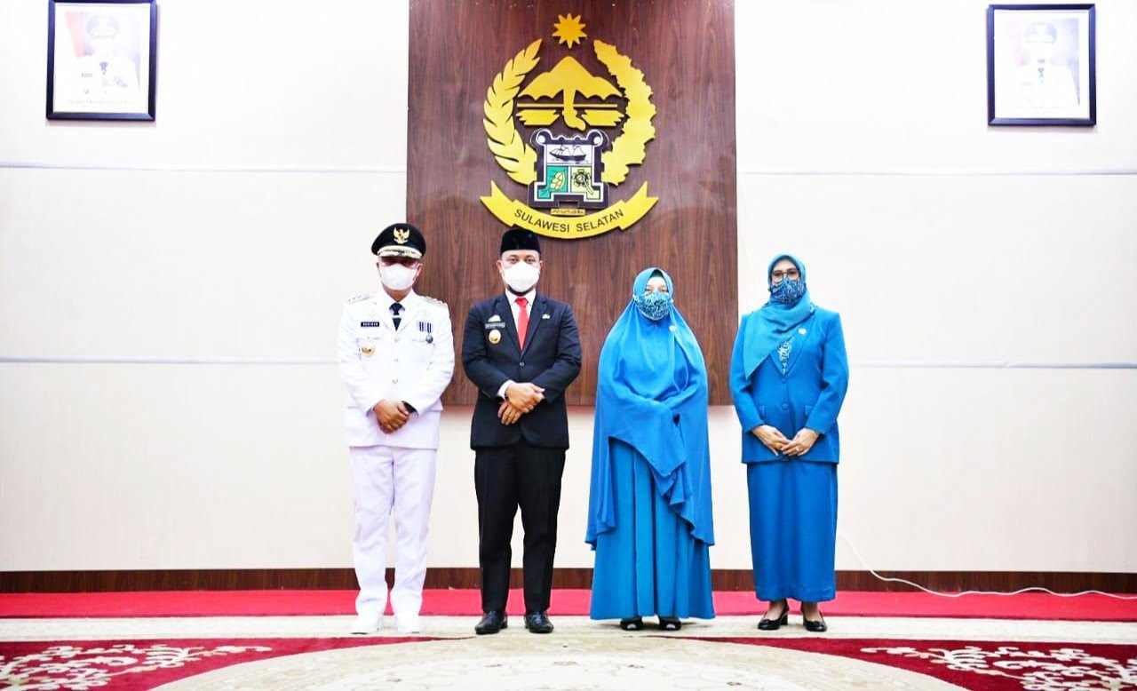 Lantik Ketua PKK Lutim, Naoemi Octarina harap dapat Bertugas dengan Penuh Tanggung Jawab
